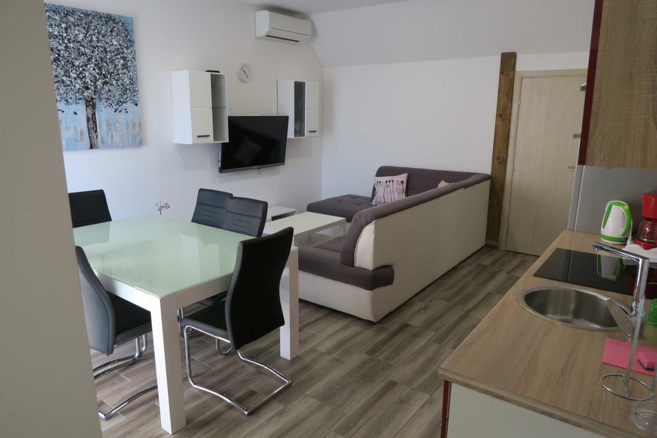 Family Apartment バスカ エクステリア 写真