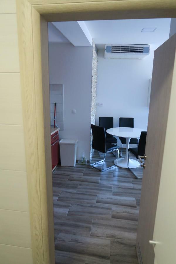 Family Apartment バスカ 部屋 写真